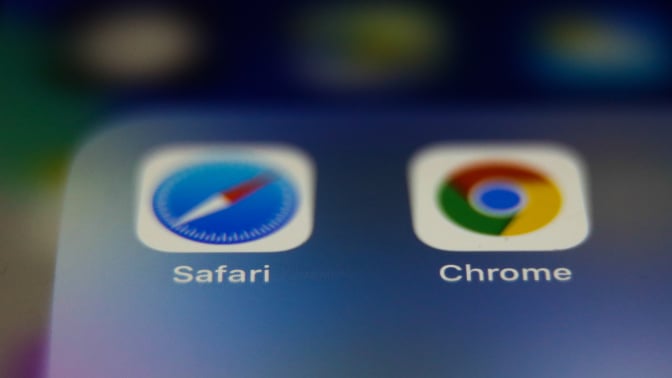 safari and chrome apps on phone
